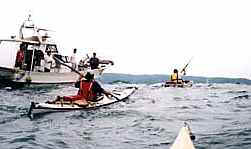 Just after start. Front;Kohno, behind(right); Ide. The powered cruiser left are media crew who gatherling material of starting.