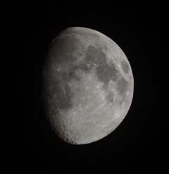 Moon picture (link with large format JPEG image)